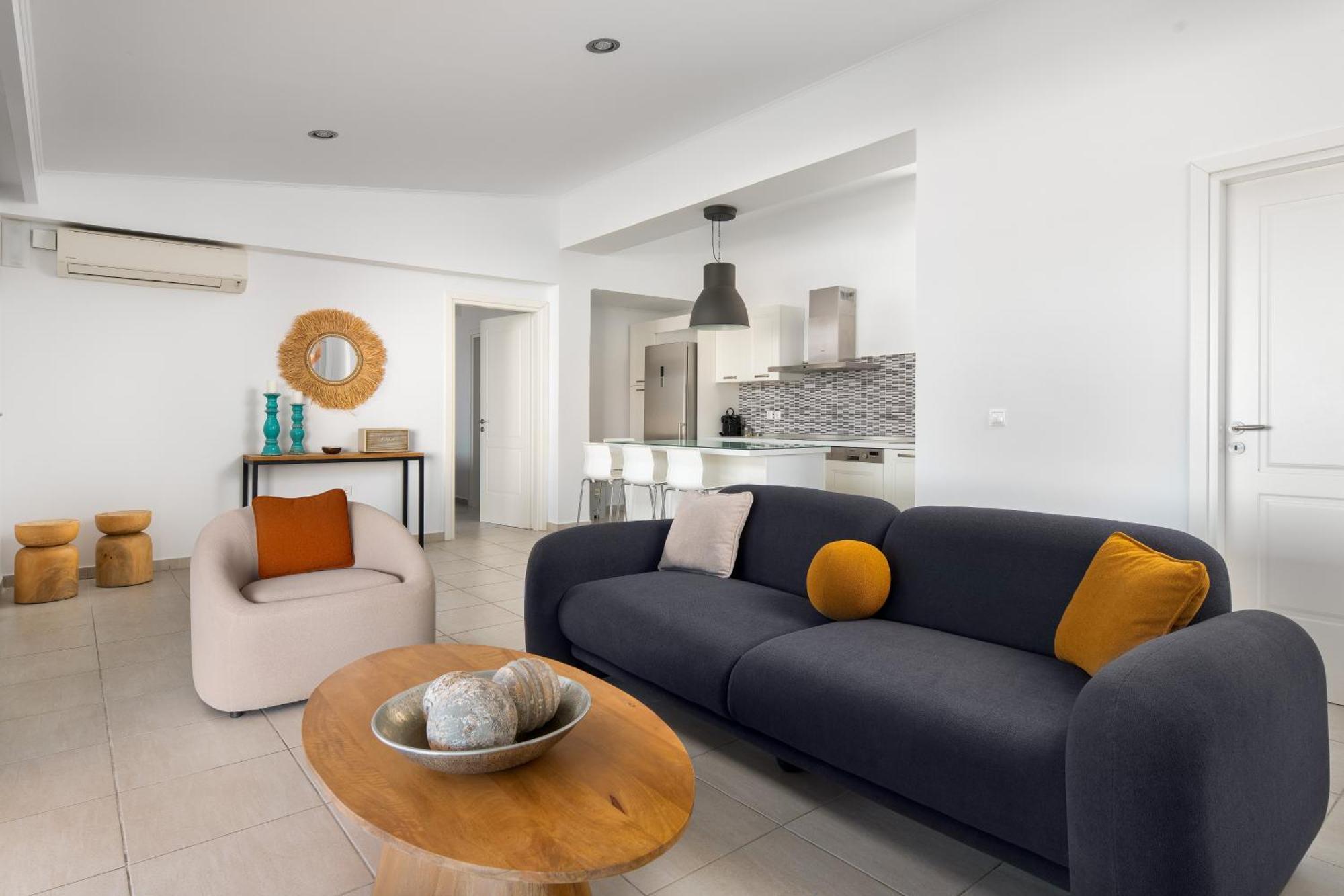 Rocabella With Heated Pool & Jacuzzi In Lindos Villa *