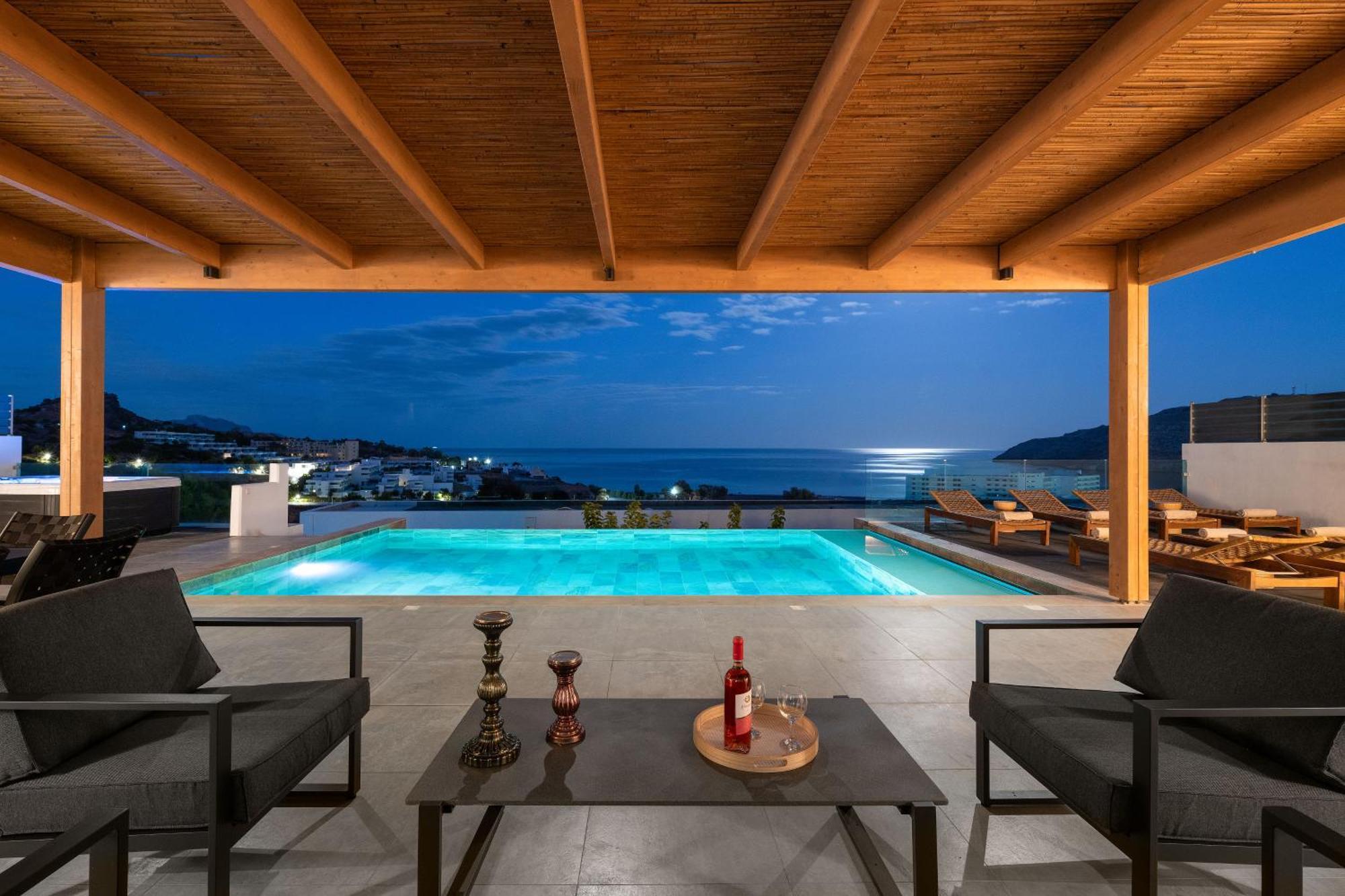 Rocabella With Heated Pool & Jacuzzi In Lindos Villa *